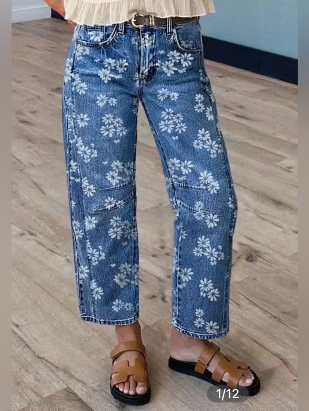 Flamingals Floral Print Stitch Detail Mid Rise Barrel Leg Jeans